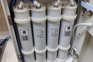 超純水機的哪些部件會影響其電導率？